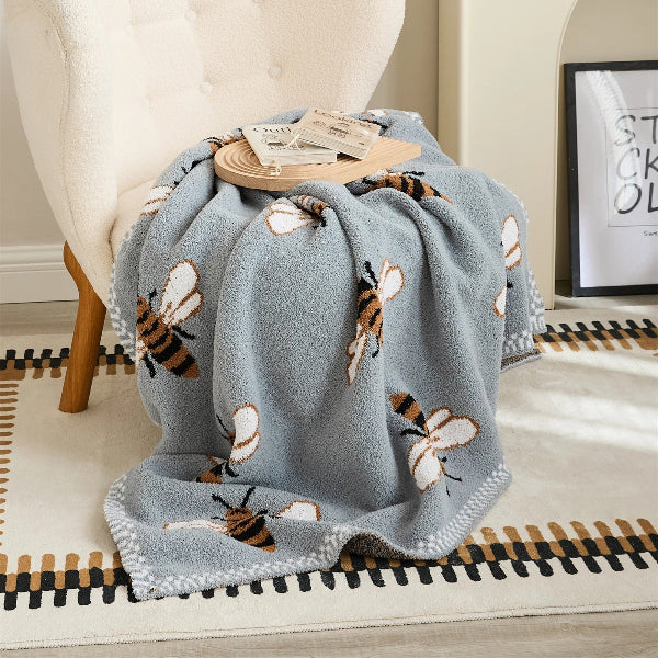 Queen Bee Throw Rug