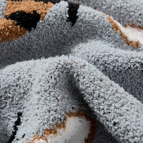 Queen Bee Throw Rug