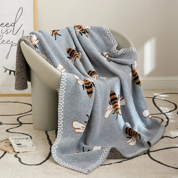 Queen Bee Throw Rug