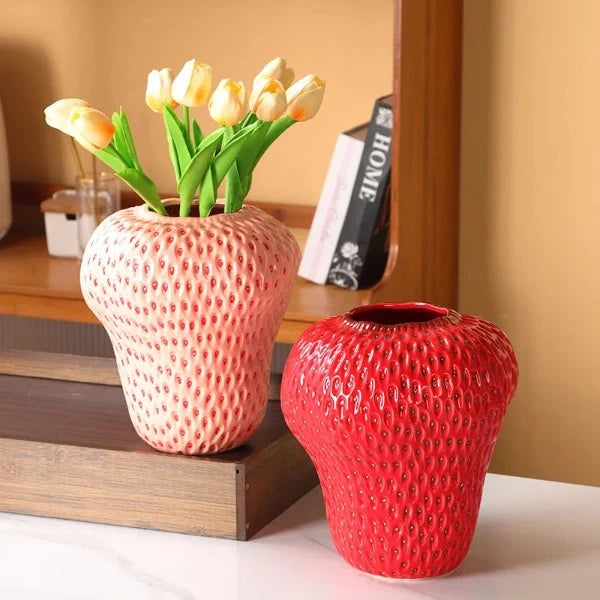 Fraise Vase Collection