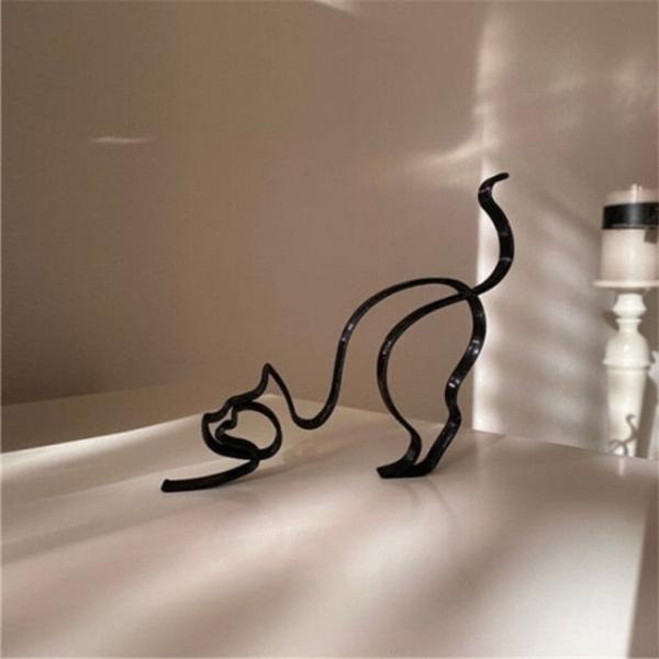 Minimalist Wire Cat Sculpture