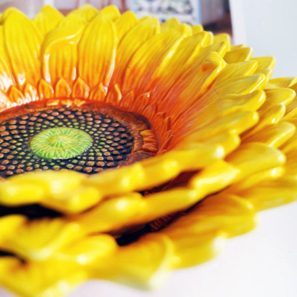 Sunflower Serving Plate (Assorted Sizes)