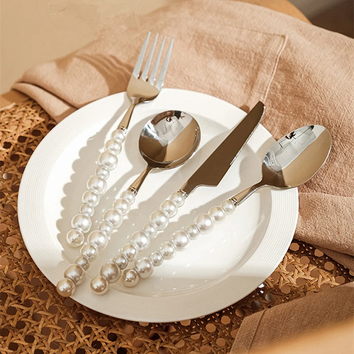 Pearl Cutlery (Set of 4)