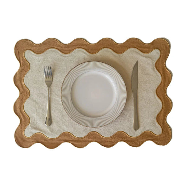 Scalloped Placemat (Set of 6 - Assorted Colours)