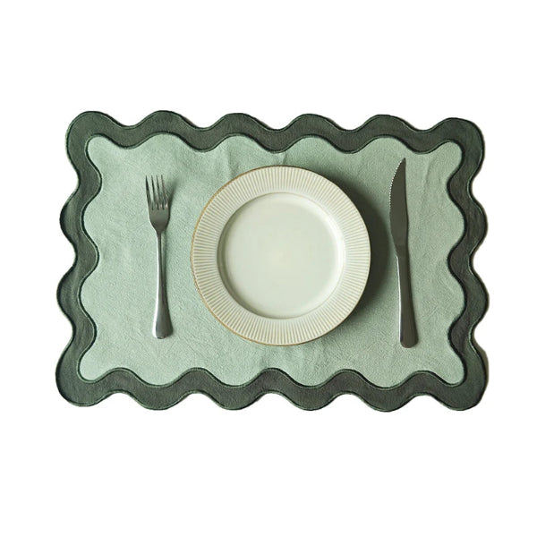 Scalloped Placemat (Set of 6 - Assorted Colours)