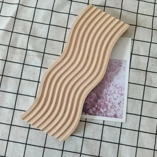 wavy serving tray