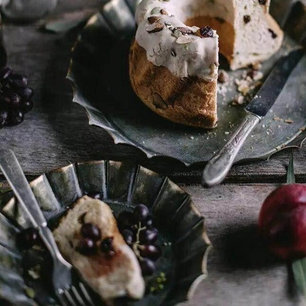 iron serving platter